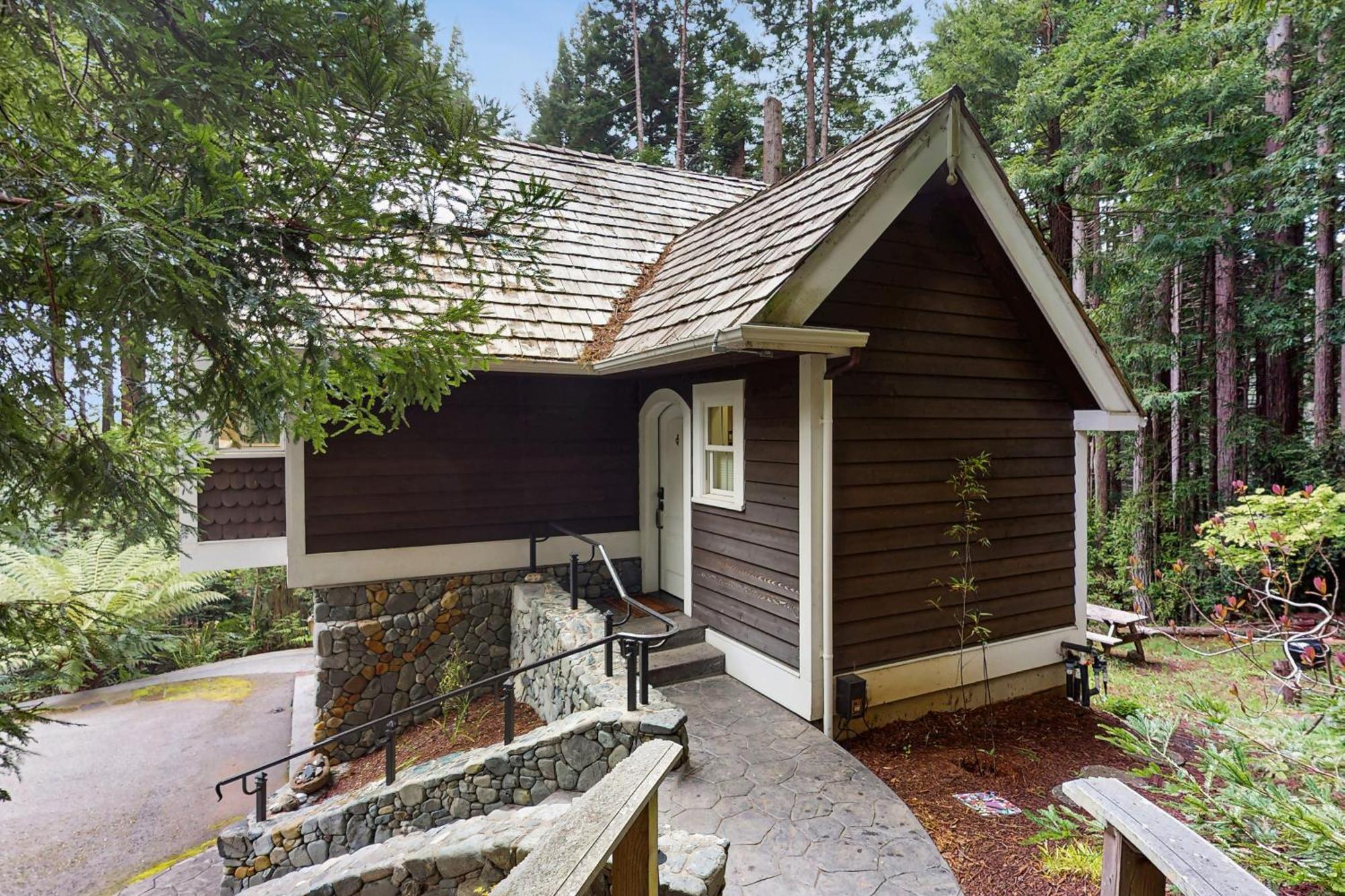 Serene Redwood Retreat Arcata Exterior photo