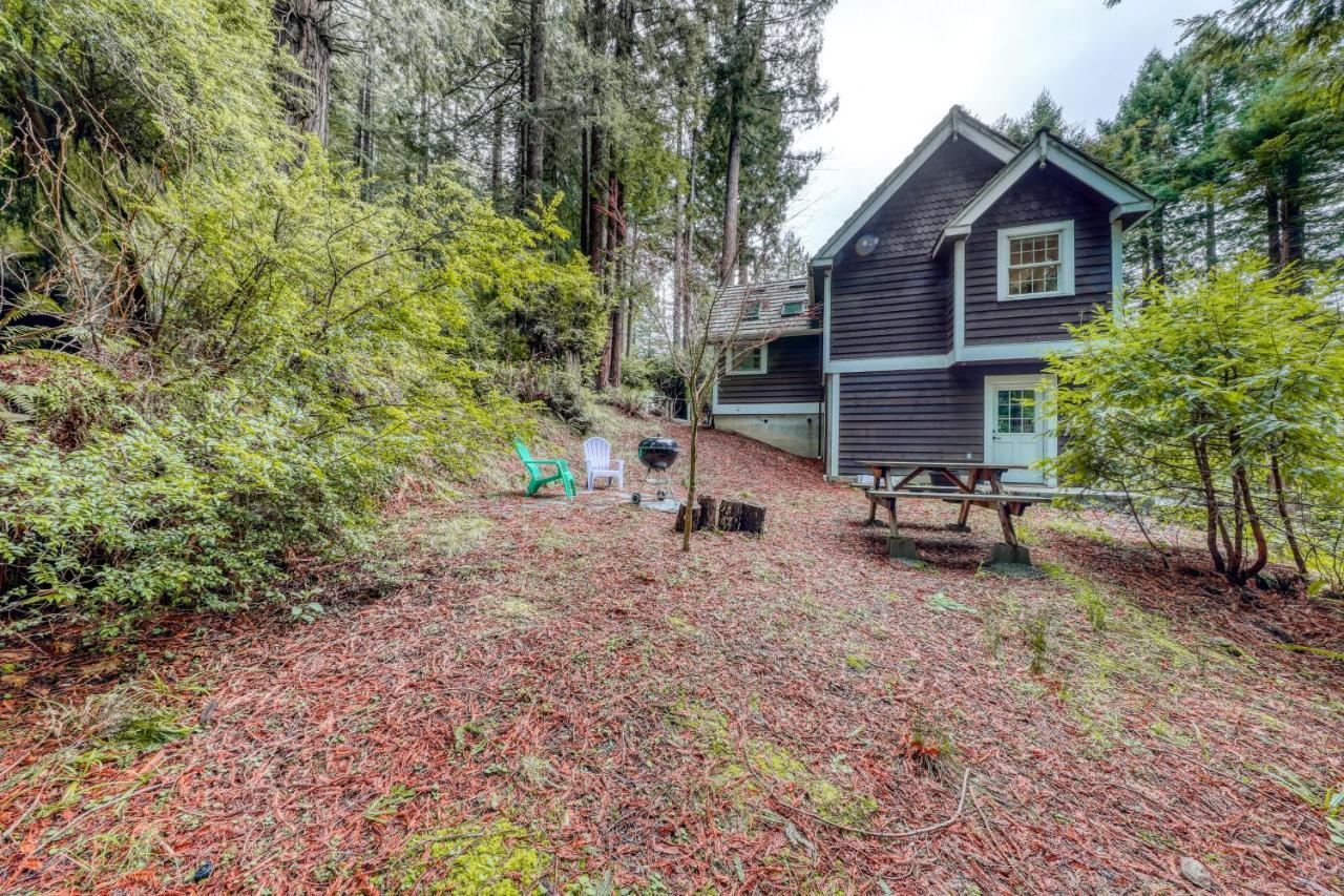 Serene Redwood Retreat Arcata Exterior photo